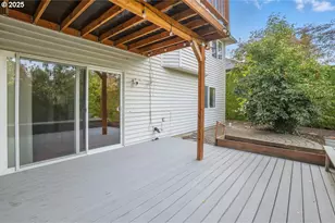 3379 NW Banff Dr, Portland, OR 97229 - Photo 39