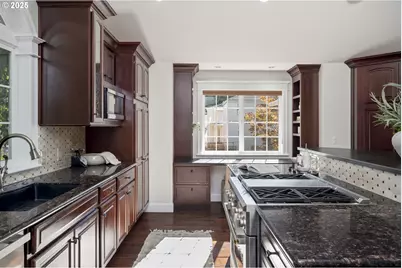 289 G Ave, Lake Oswego, OR 97034 - Photo 13