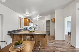 47554 Hansen St, Oakridge, OR 97463 - Photo 13