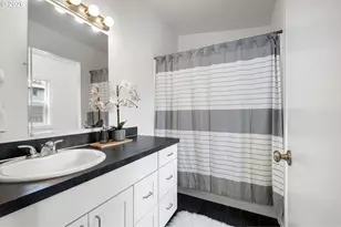 47554 Hansen St, Oakridge, OR 97463 - Photo 19