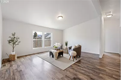 47554 Hansen St, Oakridge, OR 97463 - Photo 7