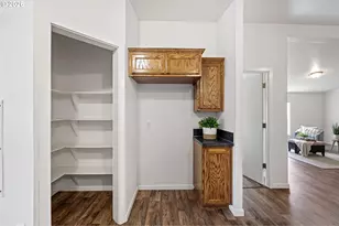 47554 Hansen St, Oakridge, OR 97463 - Photo 15