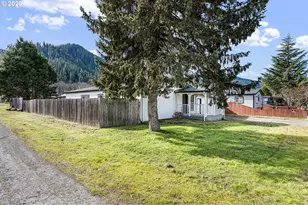 47554 Hansen St, Oakridge, OR 97463 - Photo 3