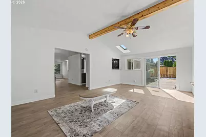 15893 NE Holladay St, Portland, OR 97230 - Photo 13