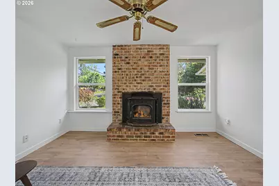 15893 NE Holladay St, Portland, OR 97230 - Photo 7