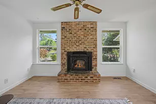 15893 NE Holladay St, Portland, OR 97230 - Photo 7
