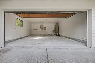 15893 NE Holladay St, Portland, OR 97230 - Photo 35