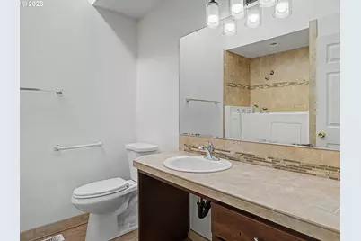 15893 NE Holladay St, Portland, OR 97230 - Photo 25