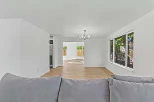 15893 NE Holladay St, Portland, OR 97230 - Photo 9