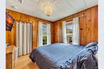 1061 S Downing St, Seaside, OR 97138 - Photo 11