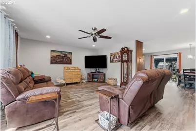 182 W Christy Ct, Yacolt, WA 98675 - Photo 5