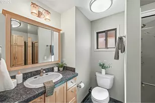 1263 SE 71st Ave, Portland, OR 97215 - Photo 25