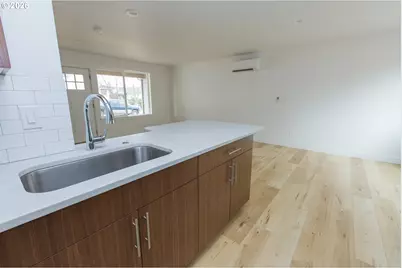 517 Cameo Dr, Hood River, OR 97031 - Photo 17