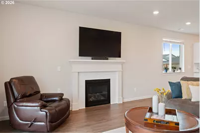 1935 Schneiter Dr, Longview, WA 98632 - Photo 13