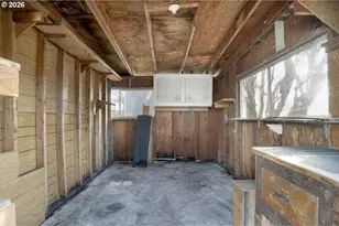 2014 NE Galloway St, McMinnville, OR 97128 - Photo 41