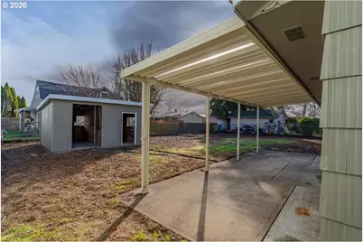 2014 NE Galloway St, McMinnville, OR 97128 - Photo 45