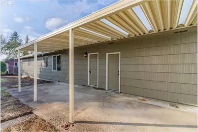 2014 NE Galloway St, McMinnville, OR 97128 - Photo 39