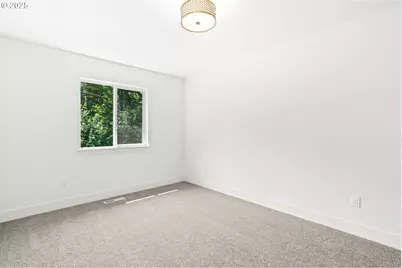 234 SE 29th St, Gresham, OR 97080 - Photo 37