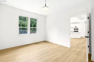 234 SE 29th St, Gresham, OR 97080 - Photo 13