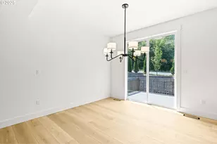 234 SE 29th St, Gresham, OR 97080 - Photo 9