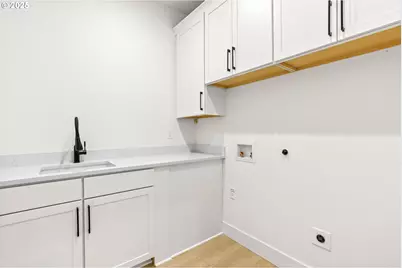 234 SE 29th St, Gresham, OR 97080 - Photo 21