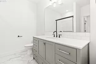 234 SE 29th St, Gresham, OR 97080 - Photo 19