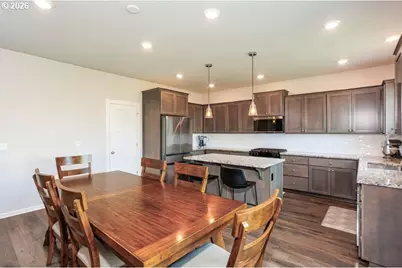 3701 S 39th Pl, Ridgefield, WA 98642 - Photo 5