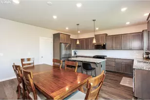 3701 S 39th Pl, Ridgefield, WA 98642 - Photo 5