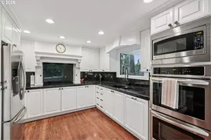 18556 SW Hart Rd, Beaverton, OR 97007 - Photo 9