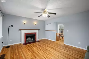 9006 SE Clay St, Portland, OR 97216 - Photo 5