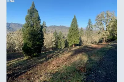 1 NE Pearce Rd #1, Roseburg, OR 97470 - Photo 7