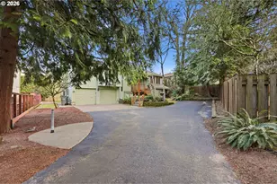 16553 NE Fargo Cir, Portland, OR 97230 - Photo 3