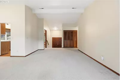 16553 NE Fargo Cir, Portland, OR 97230 - Photo 9