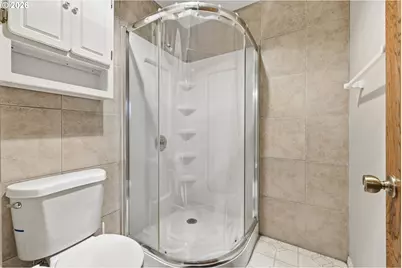 16553 NE Fargo Cir, Portland, OR 97230 - Photo 23