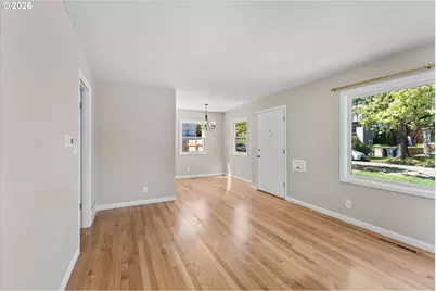 7820 SE Salmon St, Portland, OR 97215 - Photo 17