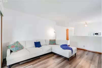 906 SE 121st Ave, Vancouver, WA 98683 - Photo 5