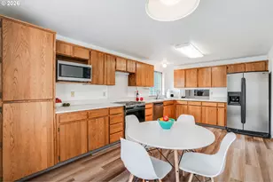 906 SE 121st Ave, Vancouver, WA 98683 - Photo 7
