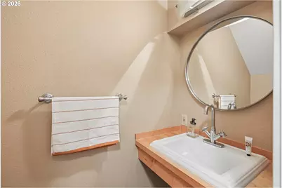 4934 NE 32nd Pl, Portland, OR 97211 - Photo 5