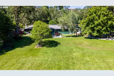 3356 Fisher Rd, Roseburg, OR 97471 - Photo 29