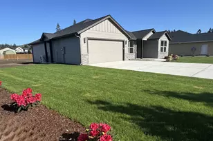 121 Gassman Rd, Castle Rock, WA 98611 - Photo 9