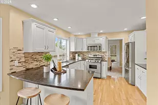 13931 SE Rolling Meadows Dr, Happy Valley, OR 97086 - Photo 7