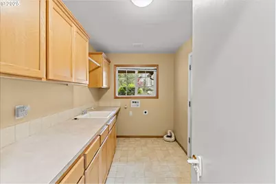 13931 SE Rolling Meadows Dr, Happy Valley, OR 97086 - Photo 29