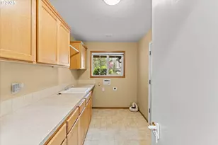 13931 SE Rolling Meadows Dr, Happy Valley, OR 97086 - Photo 29