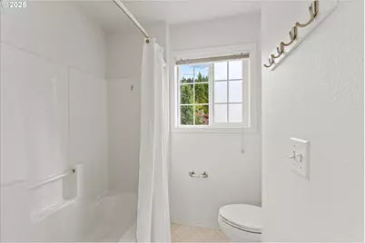 13931 SE Rolling Meadows Dr, Happy Valley, OR 97086 - Photo 23