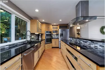 1280 Oak Ter, Lake Oswego, OR 97034 - Photo 11