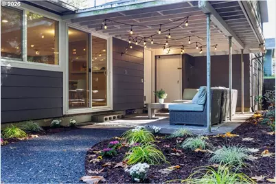 1280 Oak Ter, Lake Oswego, OR 97034 - Photo 29