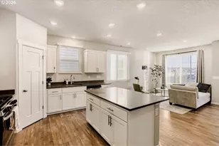 8465 SE Crabapple St, Hillsboro, OR 97123 - Photo 11