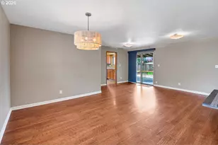 10723 SE Stephens St, Portland, OR 97216 - Photo 11