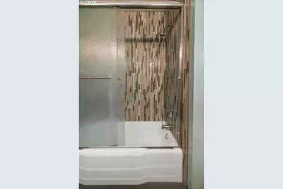 10723 SE Stephens St, Portland, OR 97216 - Photo 27