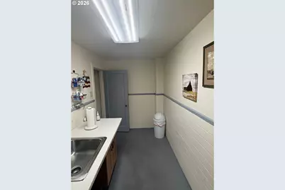 301 Allen St, Kelso, WA 98626 - Photo 19